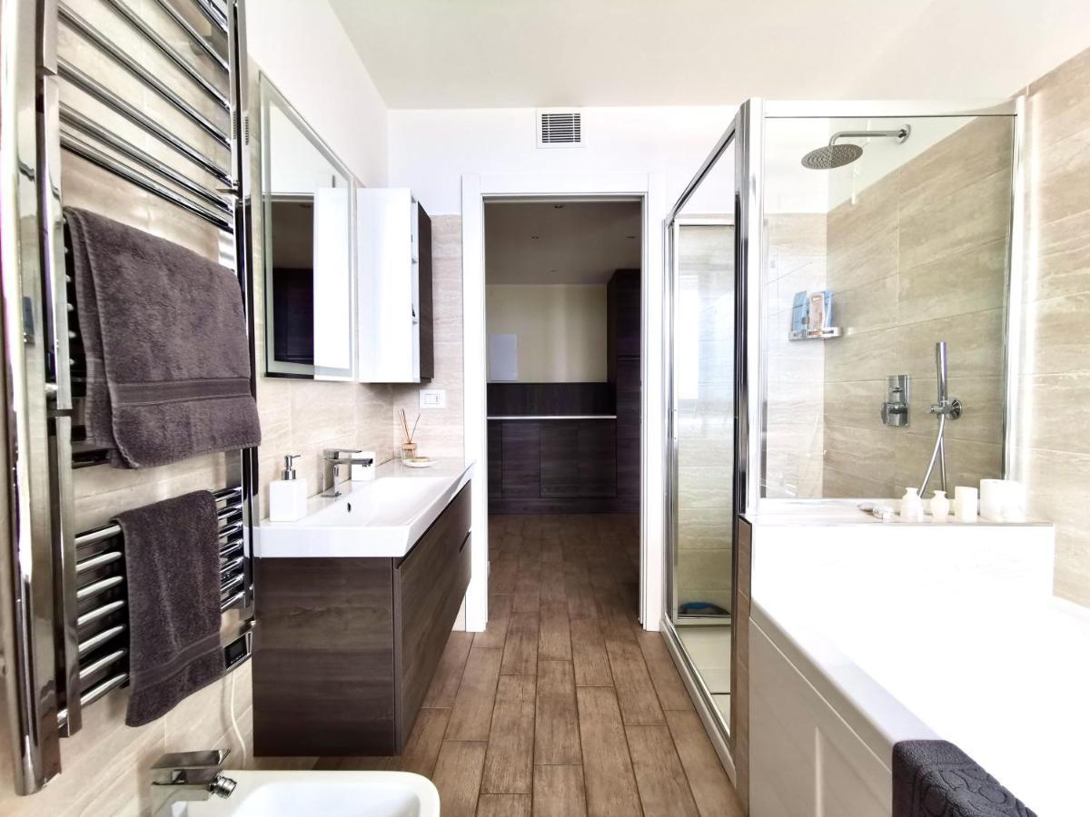 The View!!! By Design Studio Perledo Luaran gambar